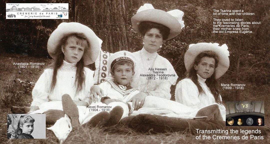 Photographie de la tsarine Alexandra Fedorovna assise dans l’herbe, entourée d’Anastasia, d’Alexeï et de Maria